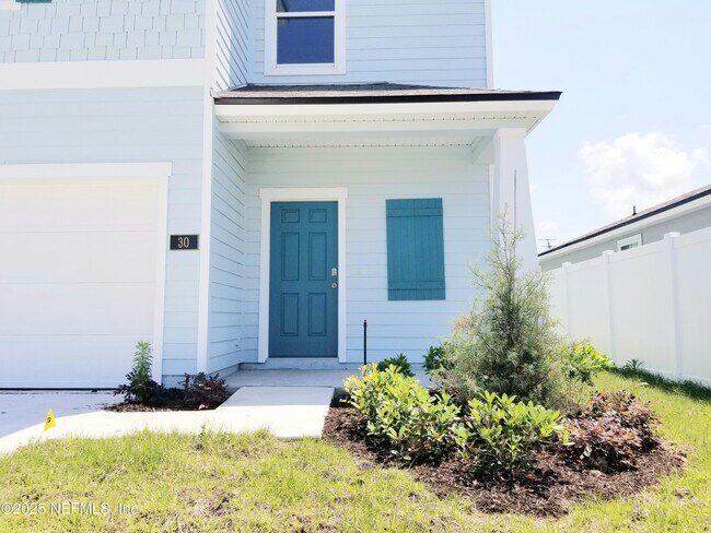 Building Photo - 30 Silver Birch St