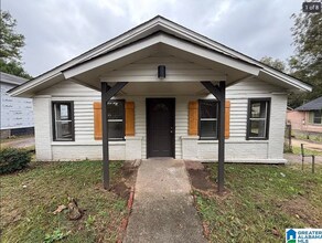 Building Photo - 2212 20th St N