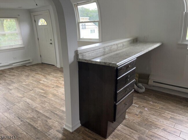 Foto del edificio - 73 Garret St