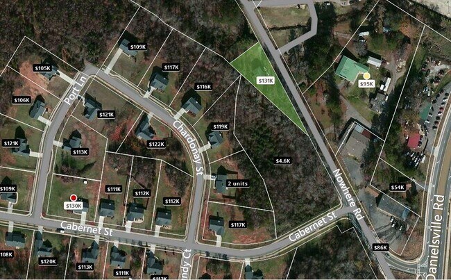 Foto del edificio - 135 Nowhere Rd