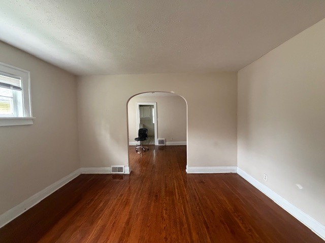 Building Photo - 1241 Bissell St