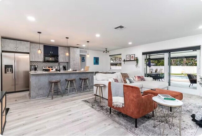 Foto del edificio - 2648 NW 9th Ln