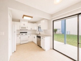 Foto del edificio - 2811 SW Archer Rd