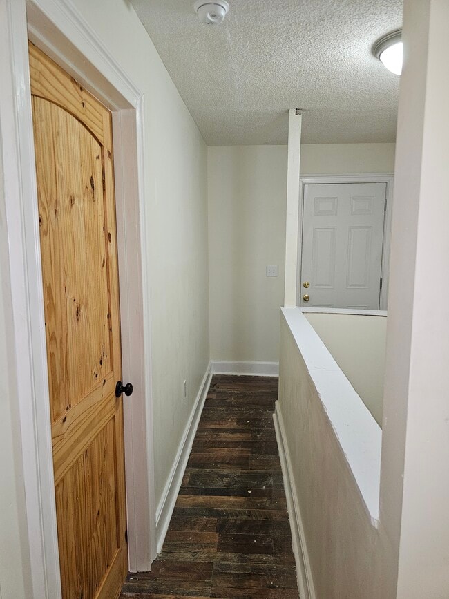 Upstairs hallway - 389 Mingo St