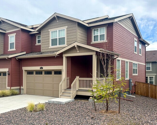 Building Photo - Luxurious 3bd home in Dove Village