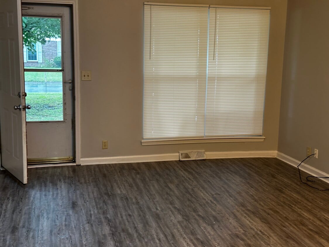 Photo - 3755 Chamberlain Ct (Louisville, KY)