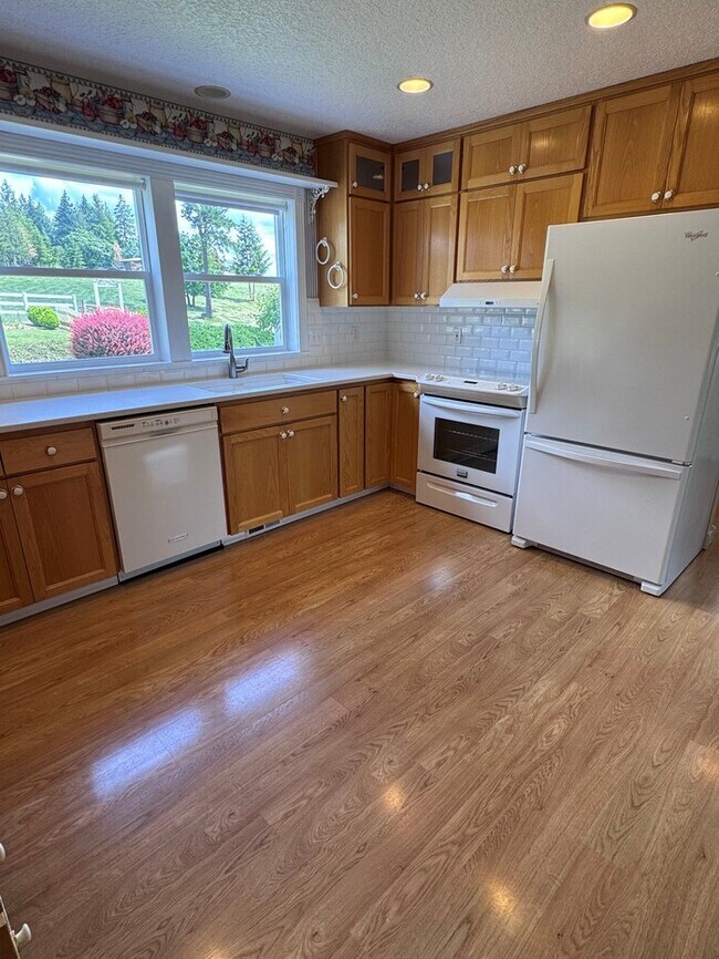 Foto del edificio - Gorgeous Home on 23 Acres Includes 22x32 S...