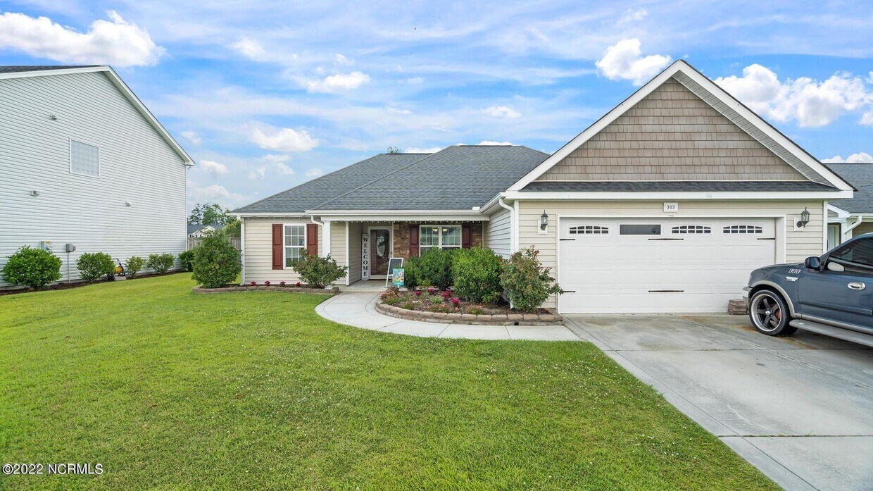 Primary Photo - 303 Kingston Rd