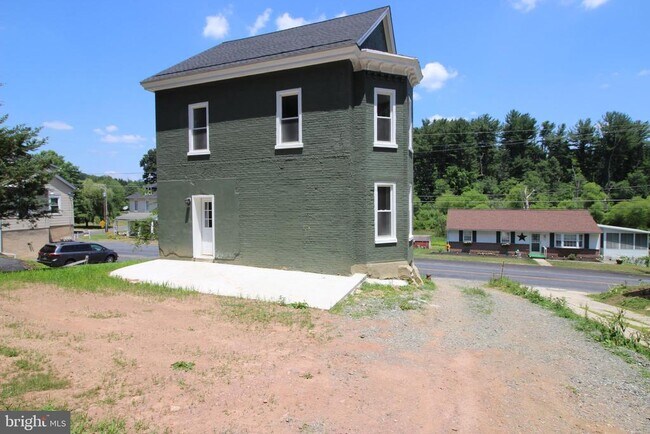 Building Photo - 88 Race St