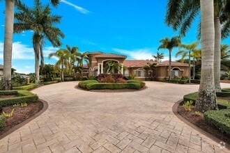 Building Photo - 5050 SW 166th Ave