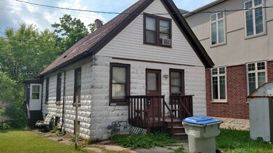 Building Photo - 1649 N Jackson St