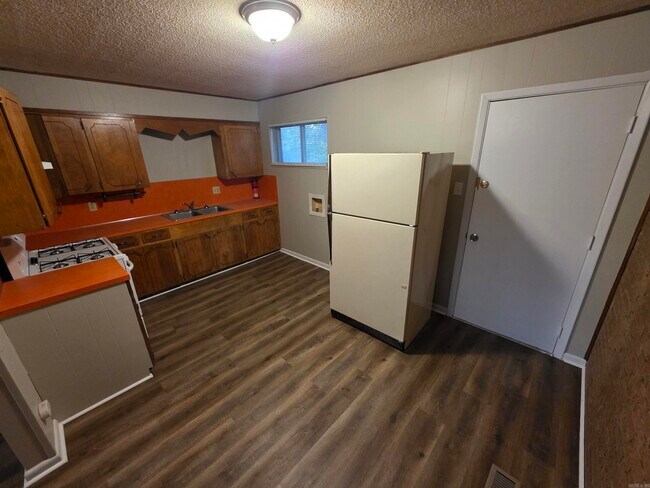 Foto del edificio - 17814 Batesville Pike