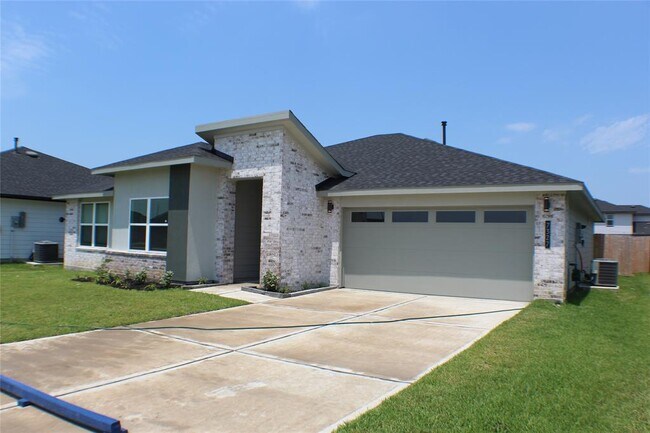 Building Photo - 7327 Marina Heights Way