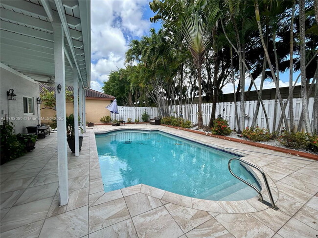 Foto del edificio - 13537 SW 118th Path