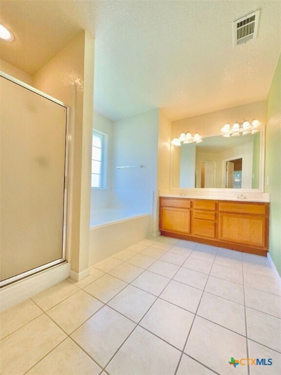 Primary Photo - 2032 Stonehenge Dr