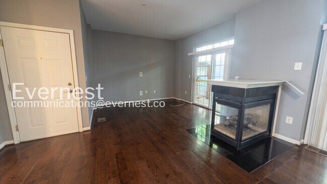 Foto del edificio - 1857 Cedar Cove Way