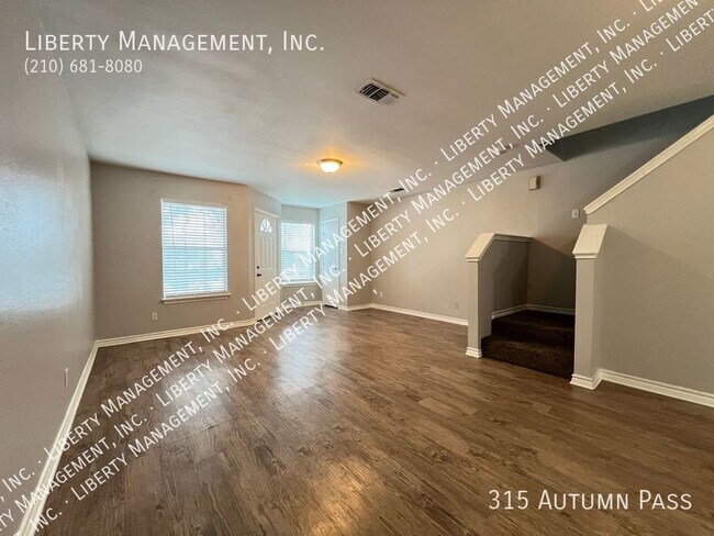 Foto del edificio - 3 Bedroom Townhouse With 2 1/2 Baths