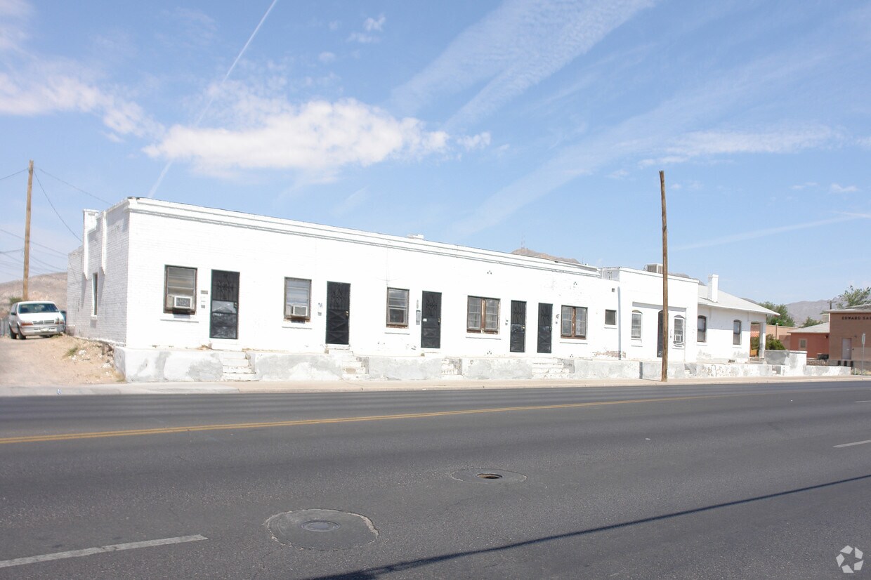 Building Photo - 3524-3526 Wyoming Ave