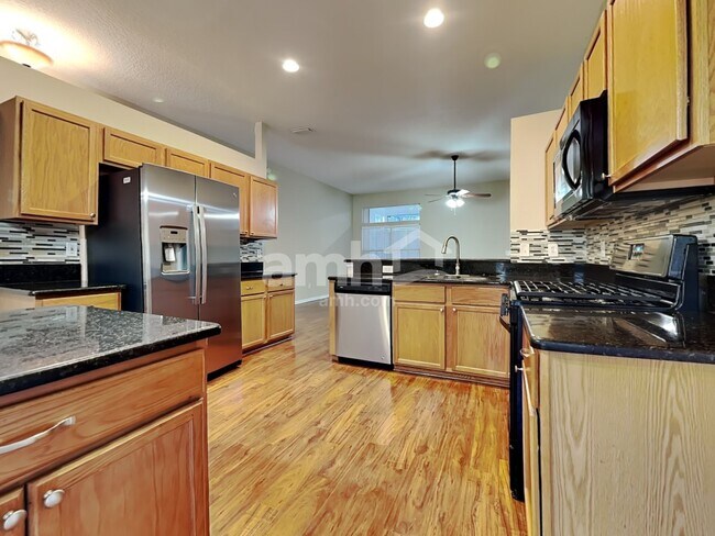 Foto del edificio - 13966 Summer Breeze Dr