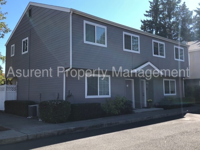 Primary Photo - Newer 3 Bedroom Phoenix Duplex