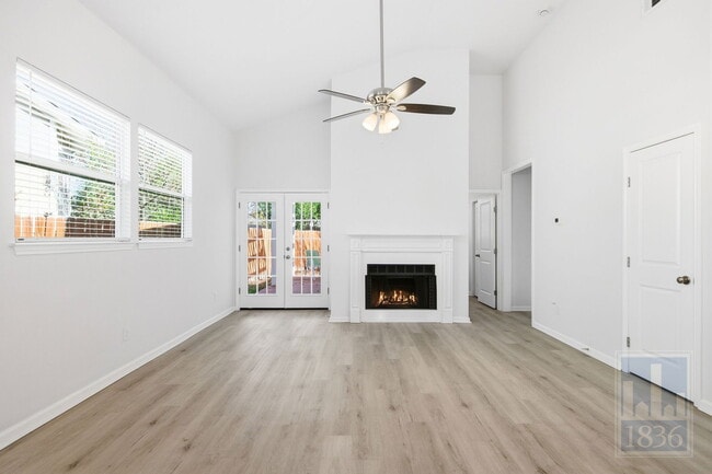 Building Photo - 2104 Cervin Blvd