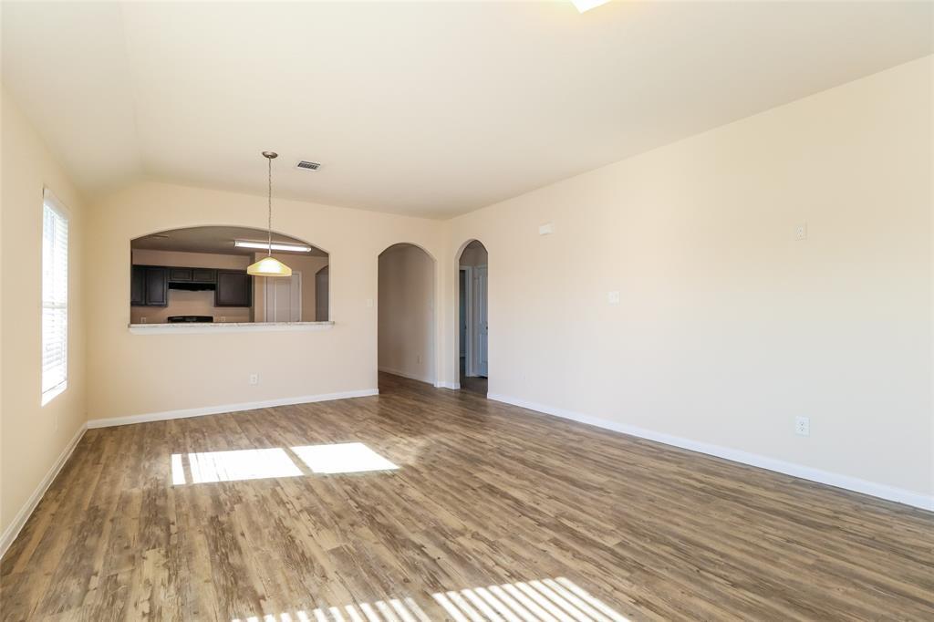 Primary Photo - 2416 W Werrington Way