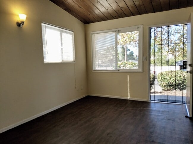 Building Photo - 5013 Williams Ave