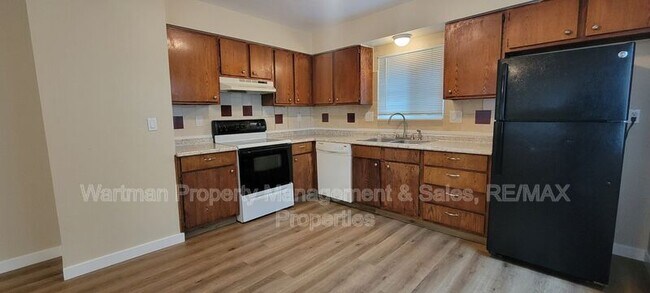 Foto del edificio - 1225 N Chestnut St