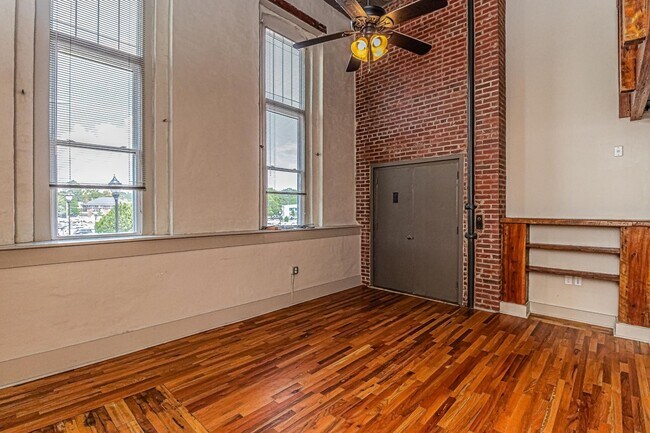 Foto del edificio - Nash Street Lofts-Unit I