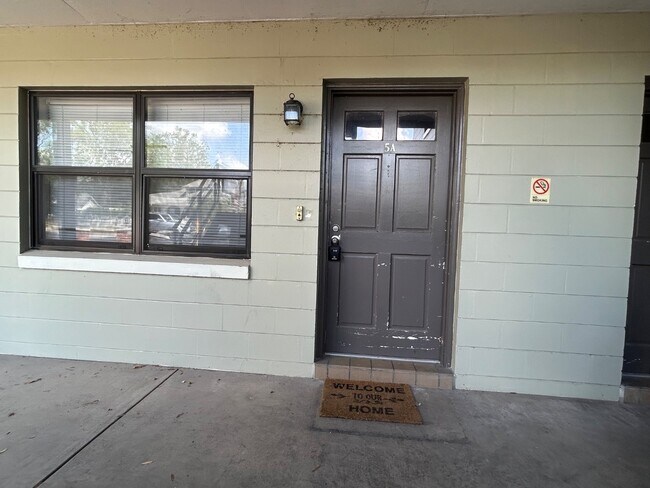 Foto del edificio - 710 Ave C SW