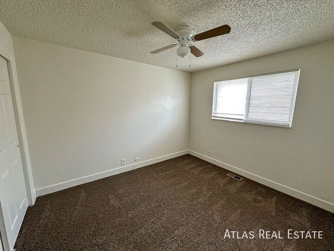 Building Photo - Newly Remodeled Ground Floor Unit | 2 Beds...