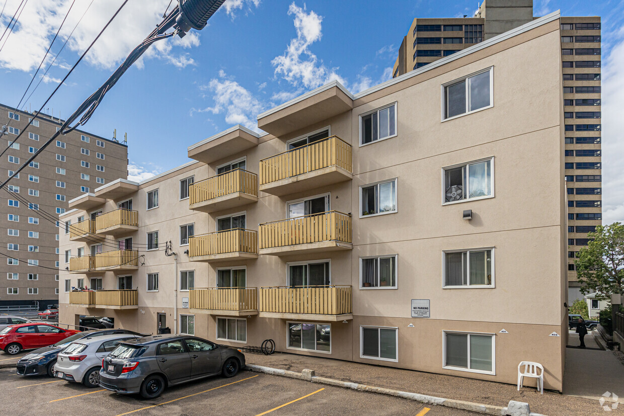 Building Photo - Emmett Manor