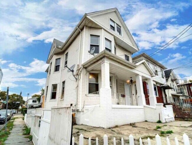 Building Photo - 41 Bergen Ave