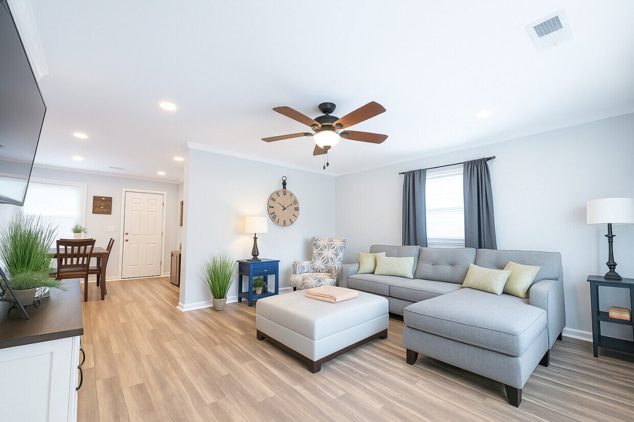 Foto principal - 3830 Manchester Dr