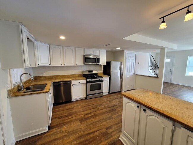 Foto del edificio - 5215 Wasena Ave