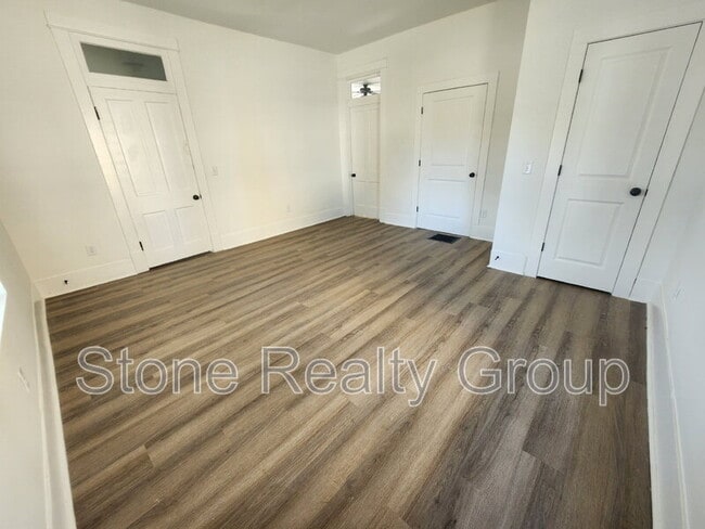 Building Photo - 2320 N 13th St