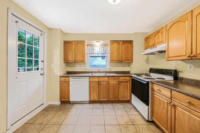 Photo - 483 New York Ave Apartment