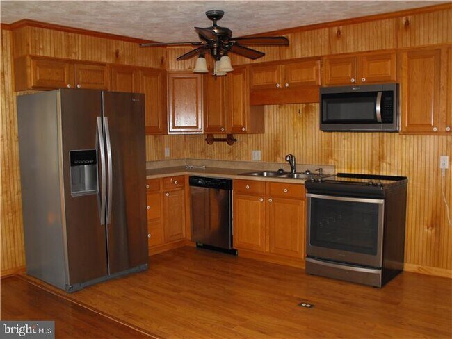 Foto del edificio - 109 E Sewell St