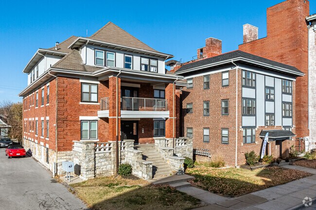 Building Photo - Harrison Village