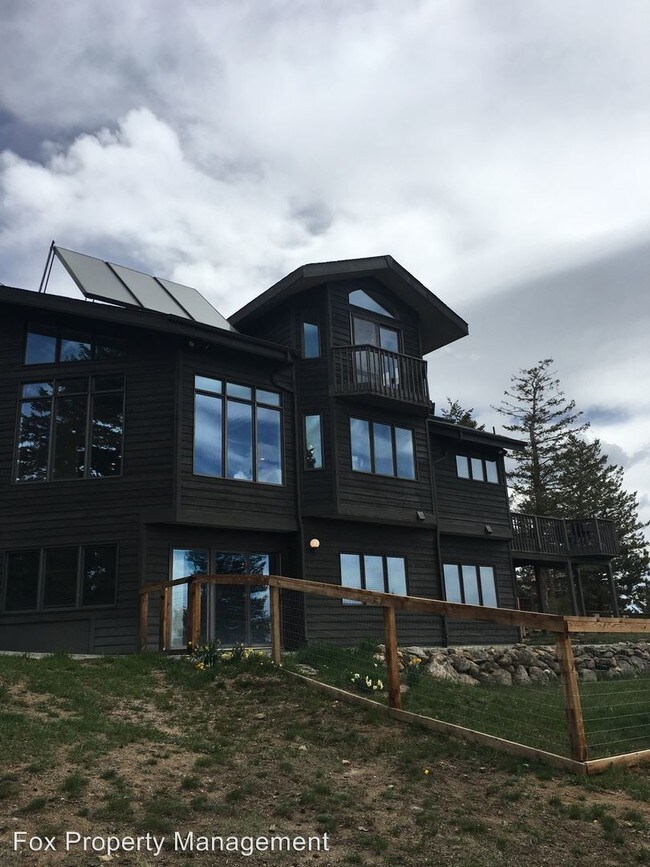 Foto del edificio - 5 br, 4 bath House - 5139 Sugarloaf Rd