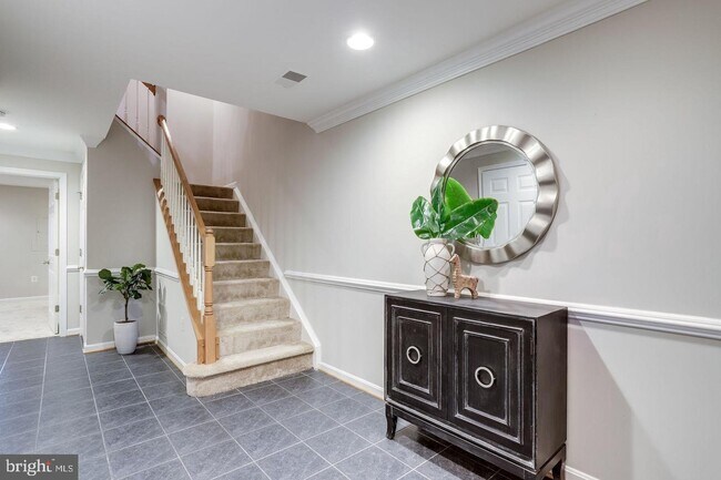 Building Photo - 11441 Sherwood Forest Way