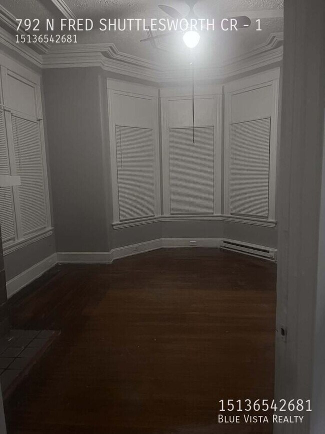 Foto del edificio - 792 N Fred Shuttlesworth Cir