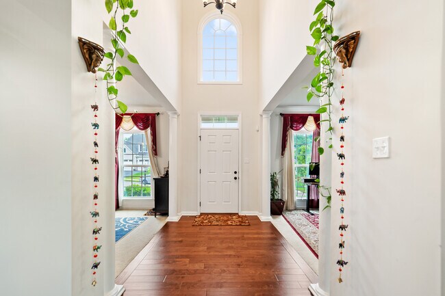 Foto del edificio - 4452 Walnut Ridge Cir
