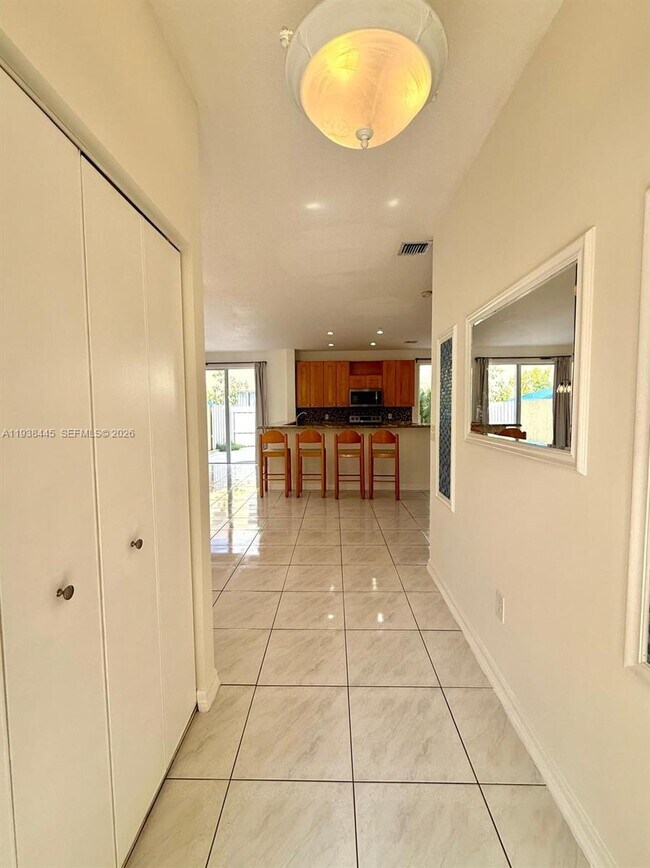 Foto del edificio - 1355 NW 154th Ln
