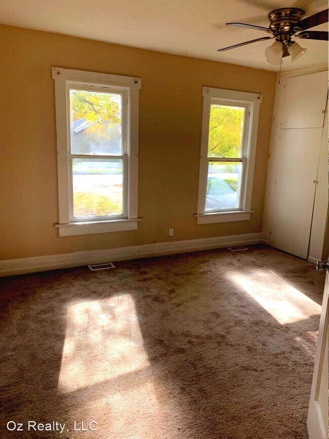 Building Photo - 2 br, 1 bath House - 1016 Eleanor