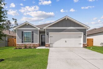 Building Photo - 16448 Blossom Grv Dr
