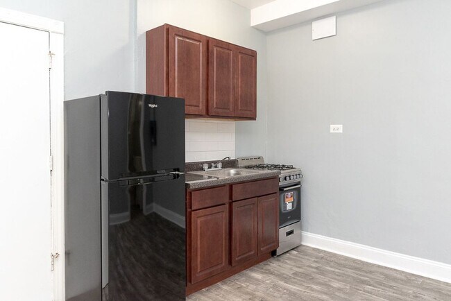 Foto del edificio - 4735 N Beacon St