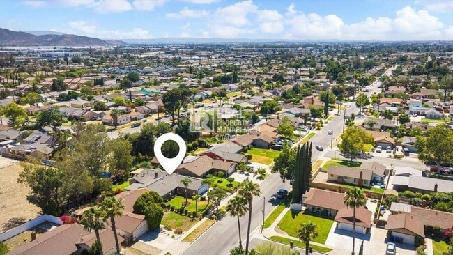 Foto del edificio - 16653 Mallory Dr