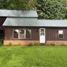 Building Photo - 1798 M-37
