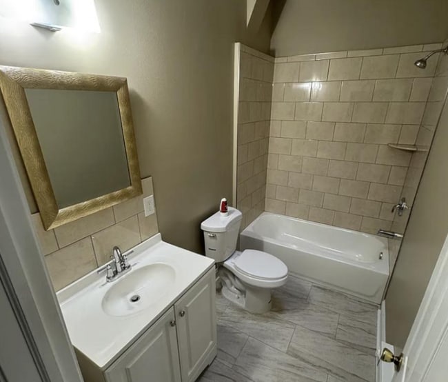 Photo - 2327 N 18th St House